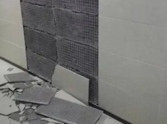 襄州瓷砖空鼓维修公司分享下襄州墙砖松动维修的知识